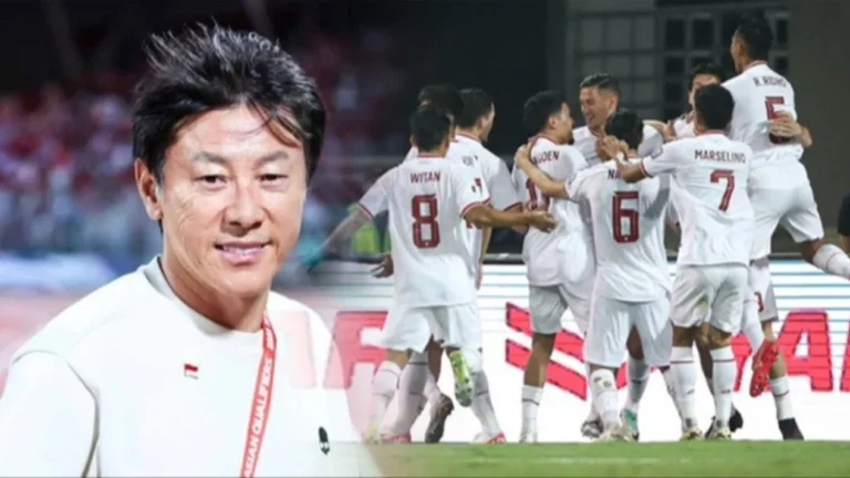 67299de028d46-laga-belum-dimulai-suporter-vietnam-koar-koar-sindir-shin-tae-yong-yang-yang-akan-turunkan-timnas-indonesia-u-22-di-piala-aff_1265_711