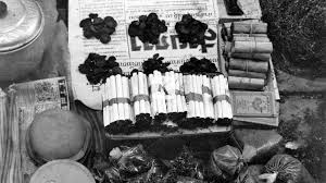 Sejarah dan Perkembangan Bisnis Hitam: Perspektif Ekonomi Global